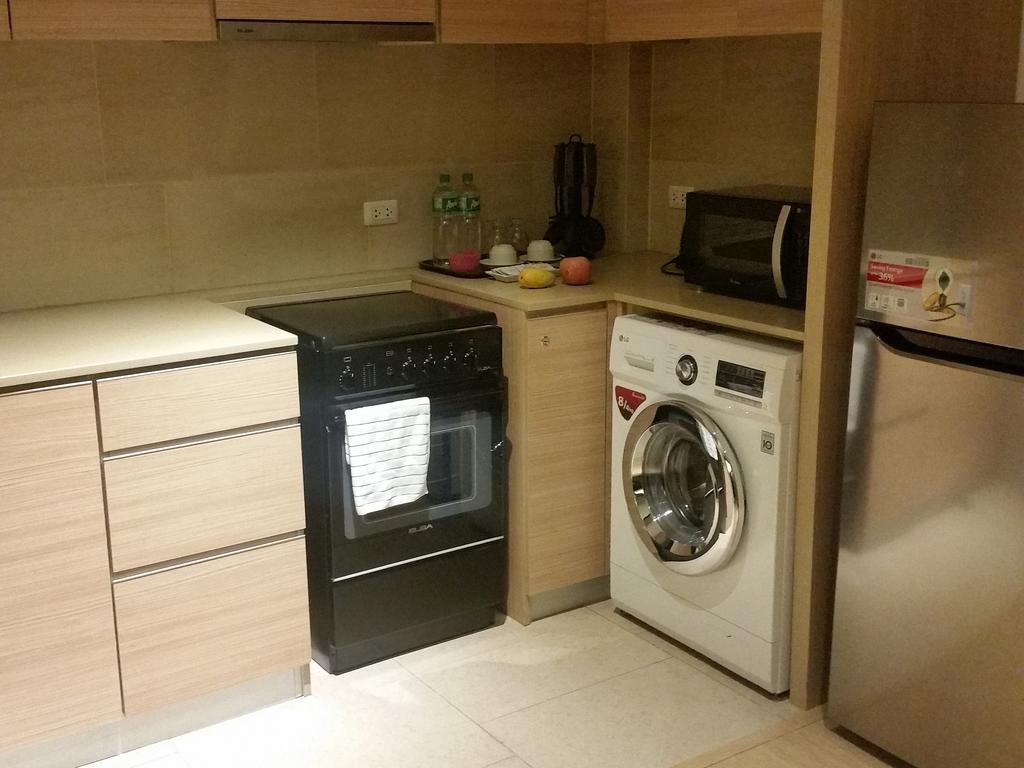 Shang Luxury Suites Mandaluyong Δωμάτιο φωτογραφία